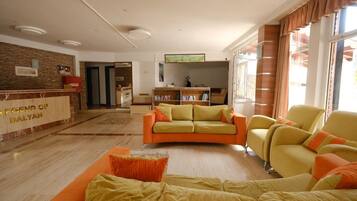 Sala de estar en el lobby