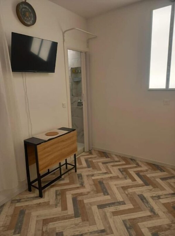 Interior - Très Beau Studio aux Portes de Paris (Ivry-sur-Seine)