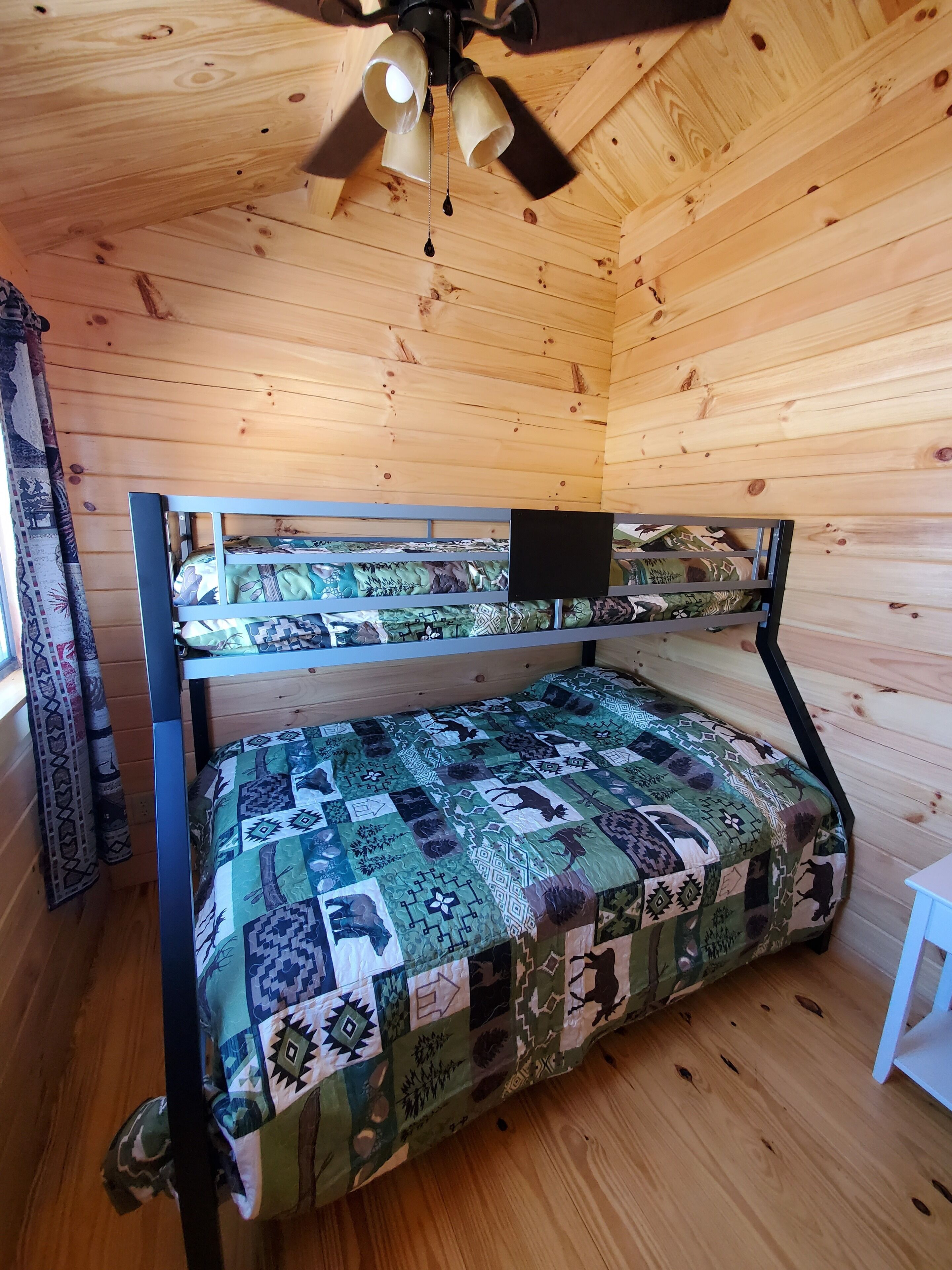 Cabin Eustis Village. Great Bear\/Bird hunting area., Eustis, ME