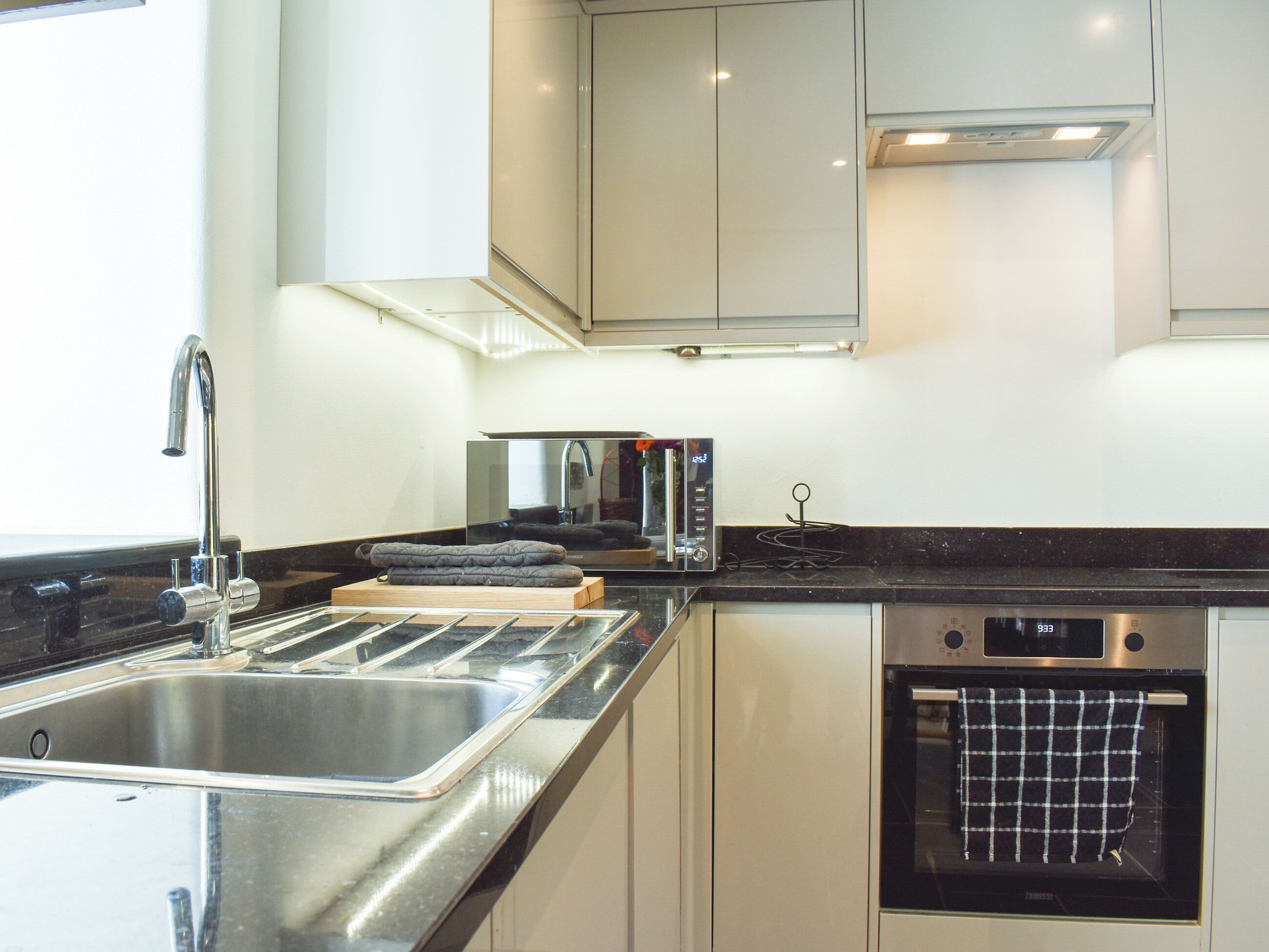 Geschirrspüler, Hochstuhl