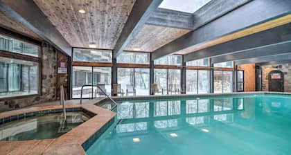Shanty Creek Escape l Ski l Hot Tub l Pool
