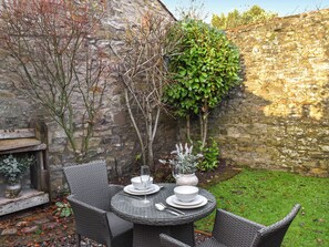 Outdoor dining - UK45886 - The Studio at Cross House (Kirkby Lonsdale)