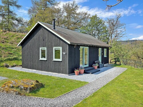 2 bedroom accommodation in Aberfeldy