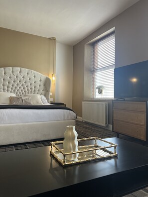 Apartment | Iron/ironing board, free WiFi - Tynwald Apartments (Douglas)