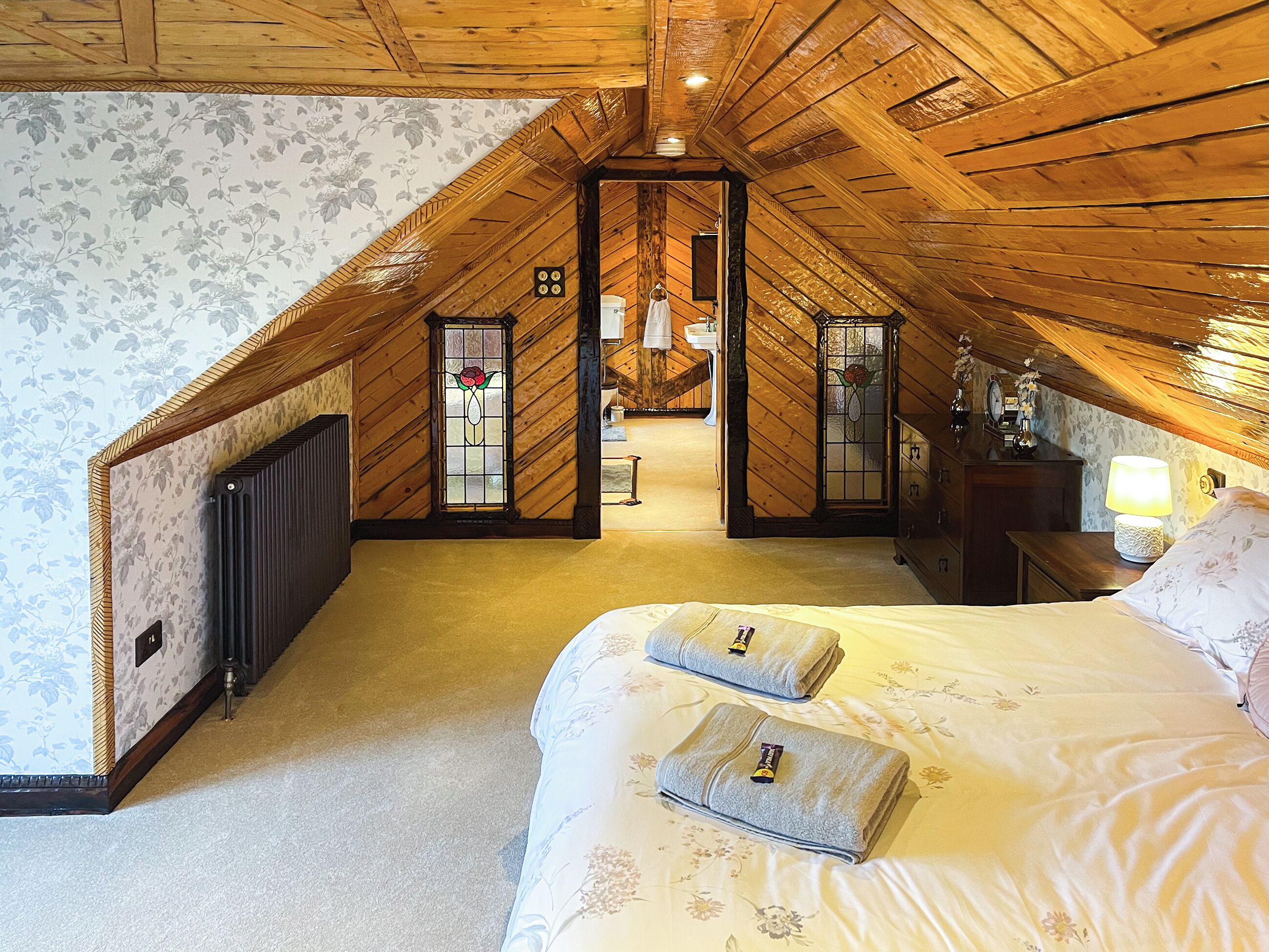 4 chambres, Wi-Fi gratuit, draps fournis