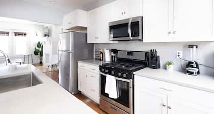 Movie Theater Gem Near Cleveland Clinic & CWRU!