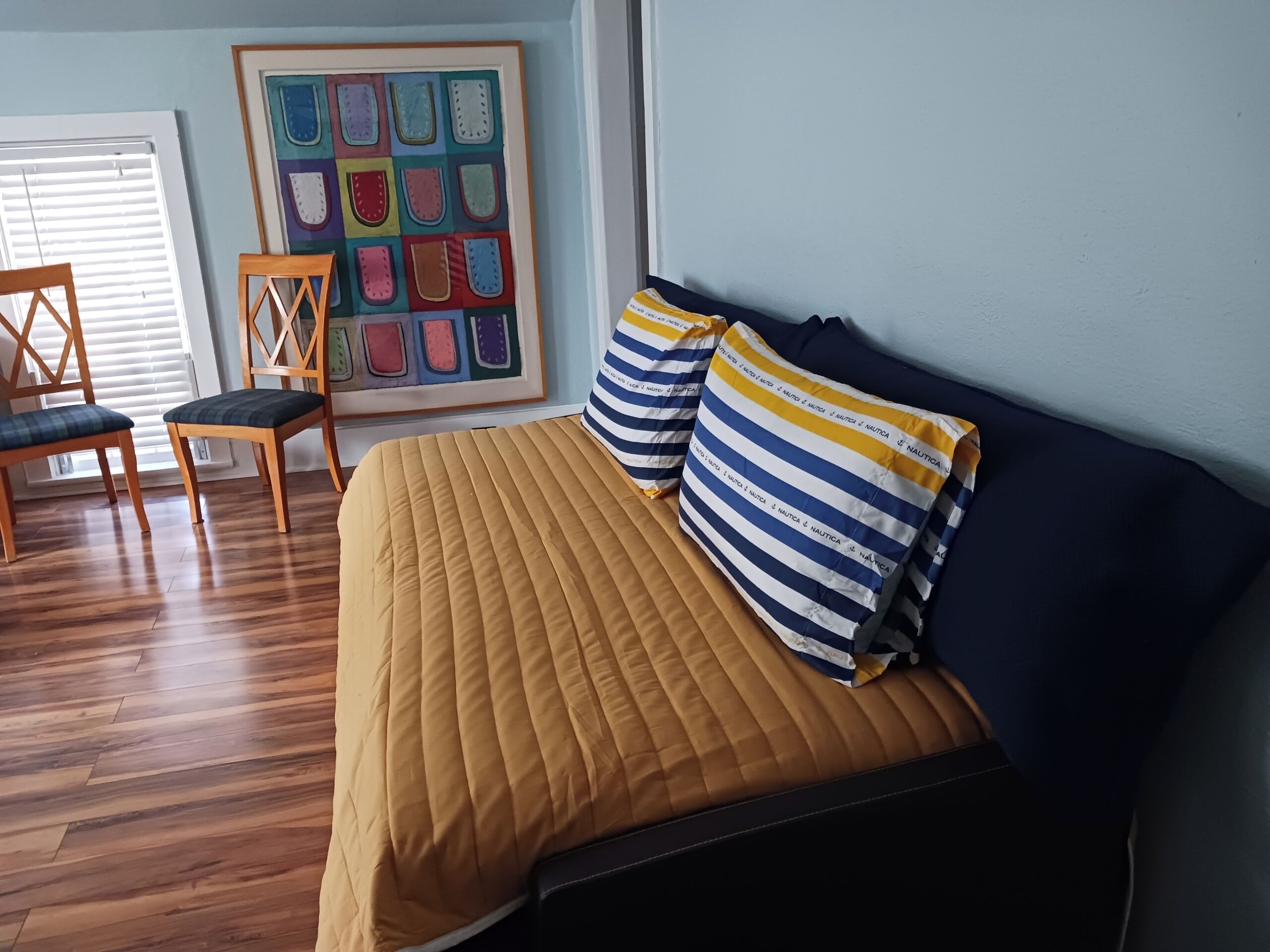 1 多间卧室、熨斗/熨衣板、WiFi、床单