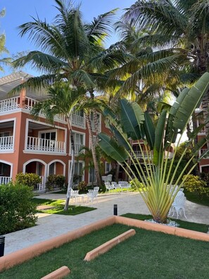 Terrace/patio - New Remodel Condo,.  Bavaro Beach , Punta Cana.   55 yards from the Beach (Punta Cana)