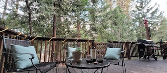 Mountain Adventures Await ~ Spacious Family Chalet ~ Near Dodge Ridge & Yosemite