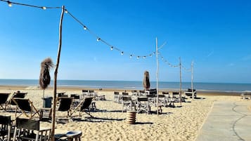 Vlak bij het strand
