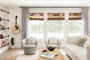 Smart TV, fireplace, printers