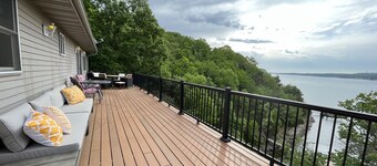 Modern Ozarks Getaway