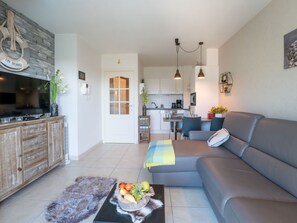 TV - Green Garden by Interhome (De Haan)