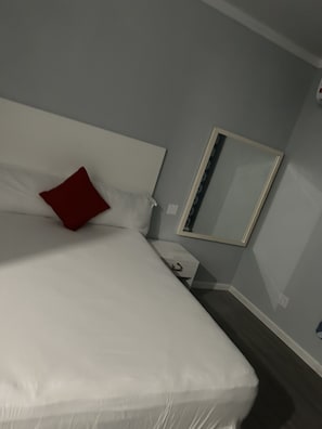 1 bedroom, WiFi - Ernie's getaway (Nassau)