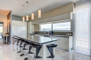 Fridge, microwave, oven, stovetop - DTerrace Penthouse1 Best Ocean Views Romantic Zone (Puerto Vallarta)