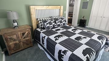 1 bedroom, in-room safe, free WiFi, bed sheets