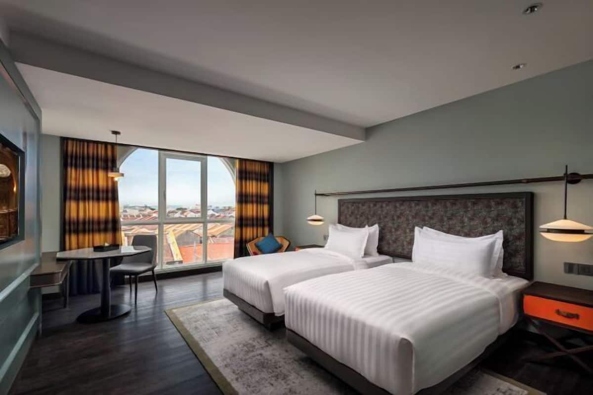 1 bedroom, premium bedding, in-room safe, individually decorated