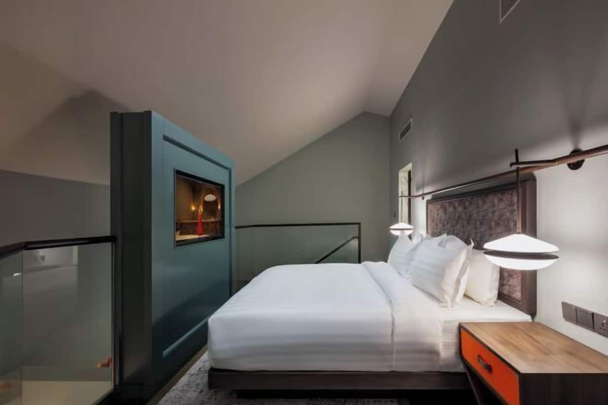 1 bedroom, premium bedding, in-room safe, individually decorated