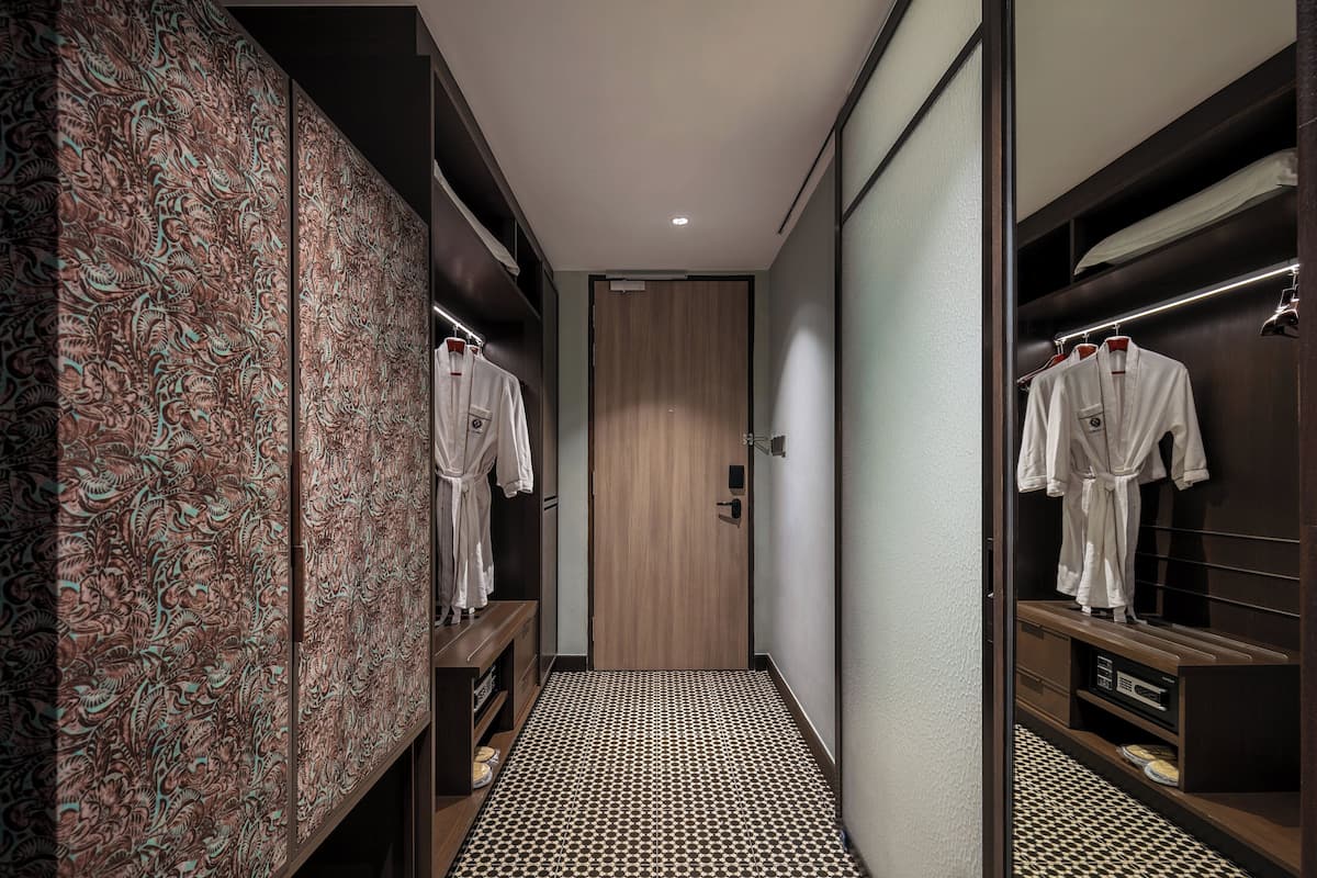 1 bedroom, premium bedding, in-room safe, individually decorated