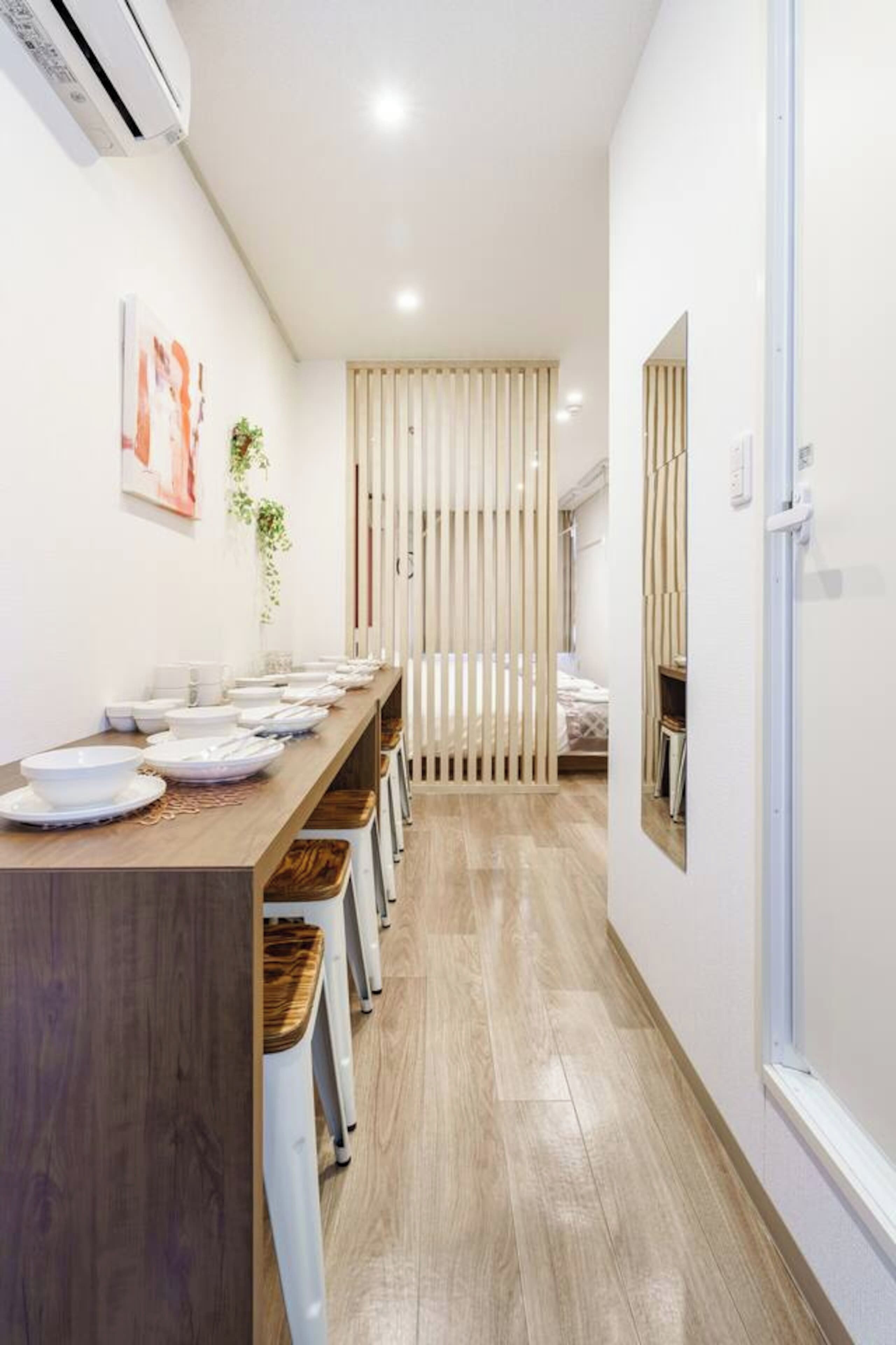 4F | 2 bedrooms, free WiFi