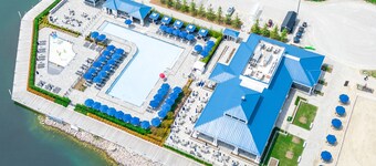 Luxurious Stay at Friday Harbour Resort Lake Simcoe 