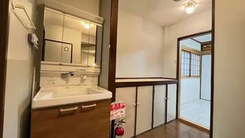 Free toiletries, hair dryer, towels, shampoo