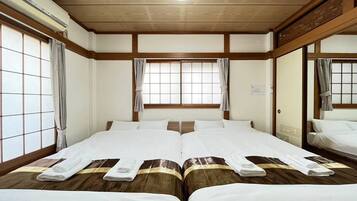 5 bedrooms, free WiFi, bed sheets