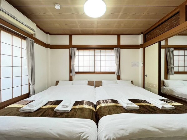 5 개의 침실, 무료 WiFi, 침대 시트