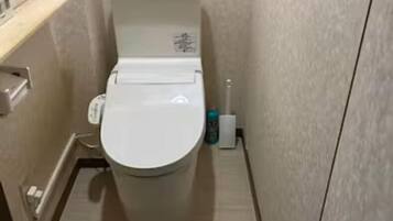 Free toiletries, hair dryer, towels, shampoo