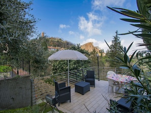 Outdoor dining - Il Giardino di Lucia by Interhome (San Miniato)
