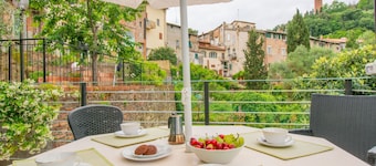 Il Giardino di Lucia by Interhome