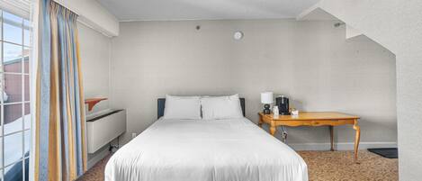 1 habitación, tabla de planchar con plancha, wifi gratis y ropa de cama
