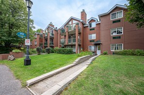 Exterior - Chambre d'hotel le Cadillac 2 lits queen (Saint-sauveur)