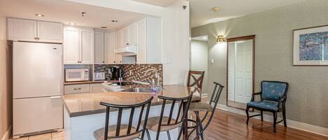 Fridge, oven, dishwasher, coffee/tea maker