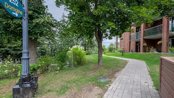 Enceinte de lâhĂ©bergement