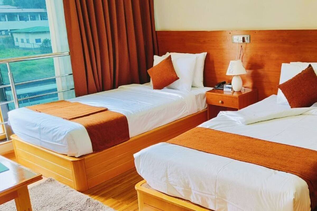 Dobbeltrom – deluxe | Sengetøy av topp kvalitet og senger med Select Comfort-madrass