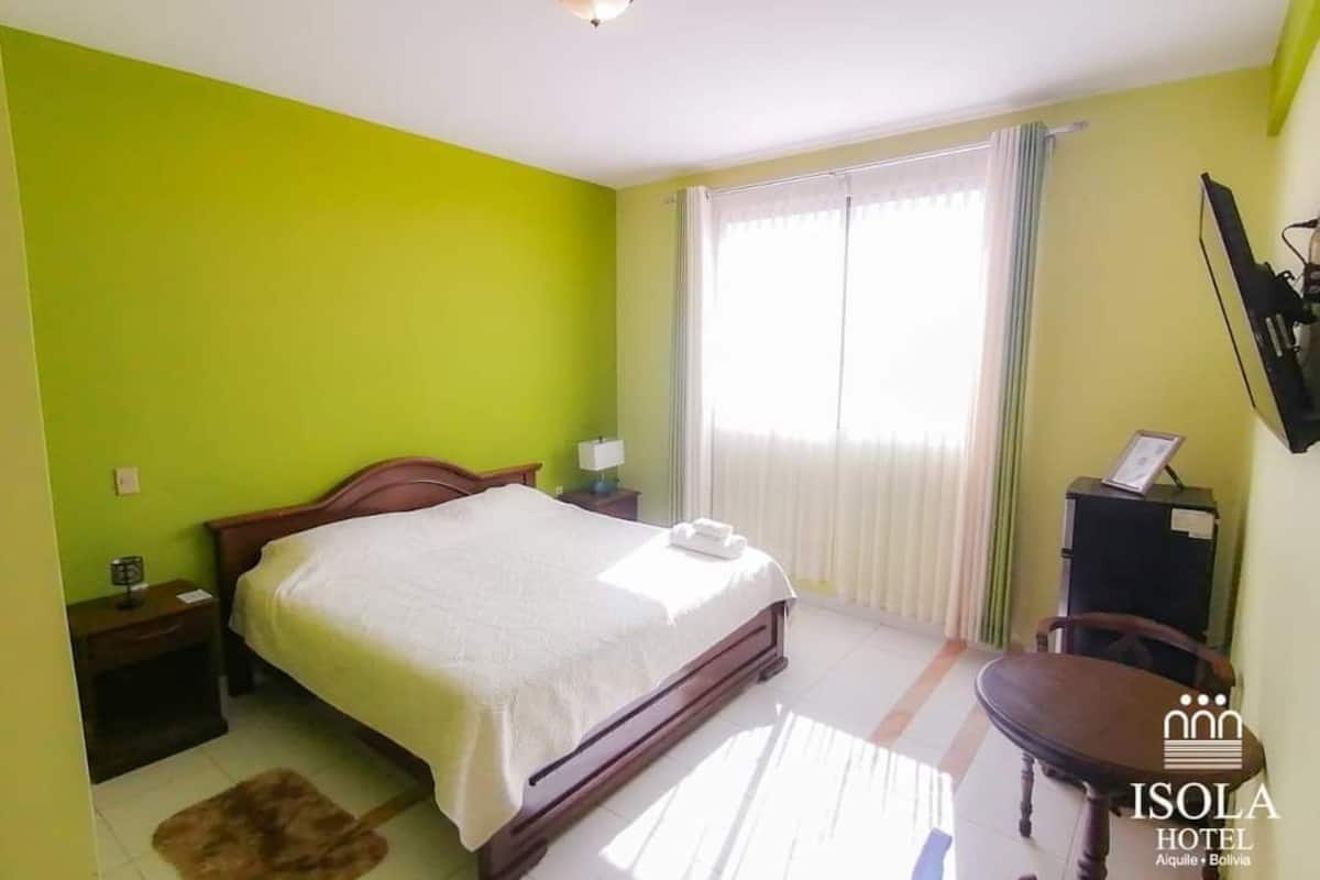 Basic Room | Hypo-allergenic bedding, free WiFi