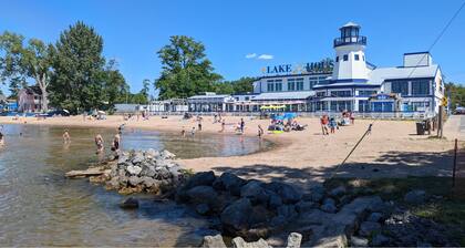 Waterview Lux Retreat