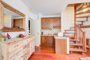 Familienapartment, Mehrere Schlafzimmer (La Torre In The Center Of Town) | Innenbereich