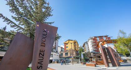 La Torre In The Center Of Town
