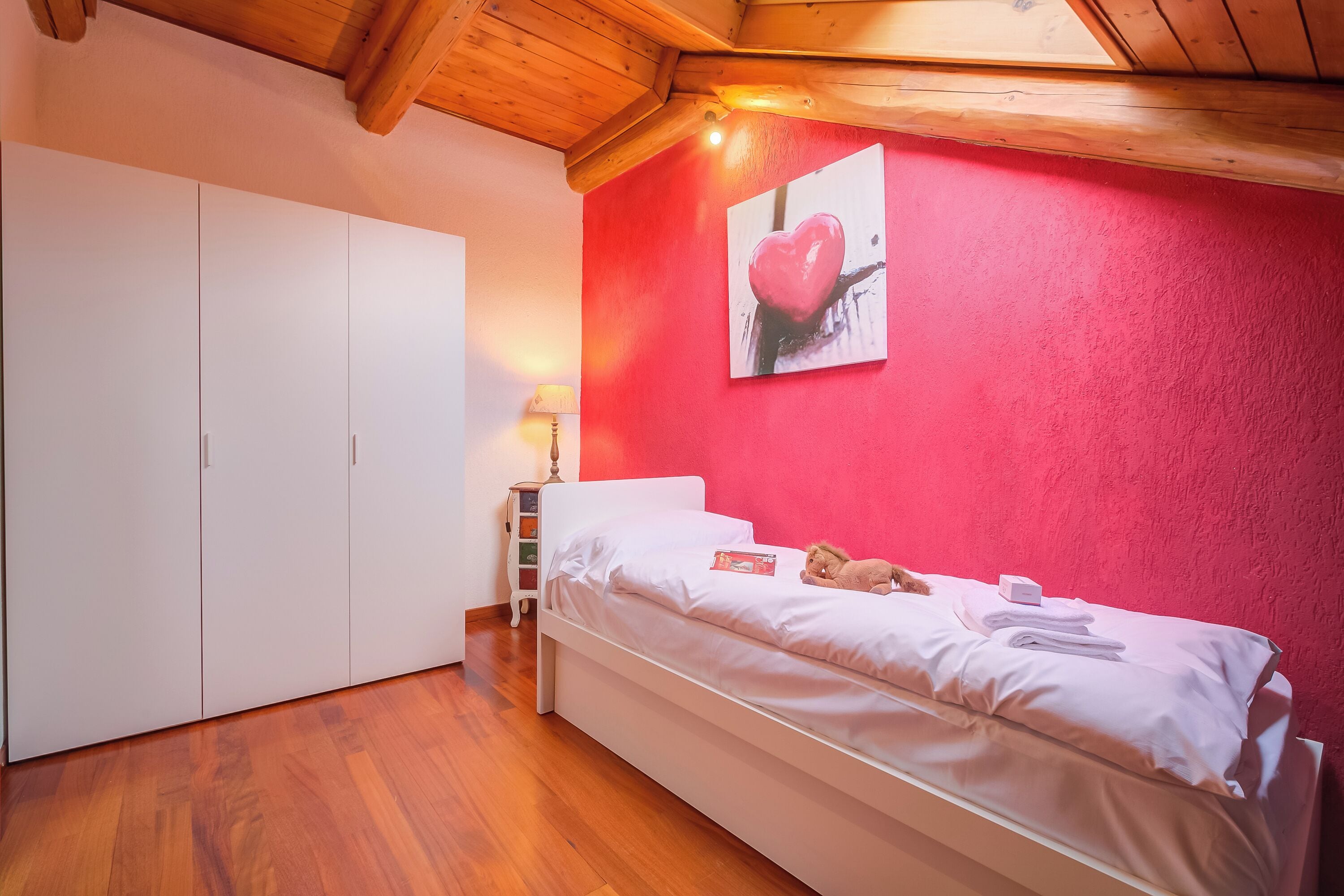 Appartamento familiare, camere multiple (La Torre In The Center Of Town) | 2 camere, postazione laptop, Wi-Fi gratuito, lenzuola