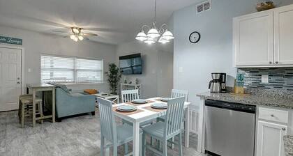 SIV15 - Cute first floor 2B2B beach condo, pool view, private beach access!