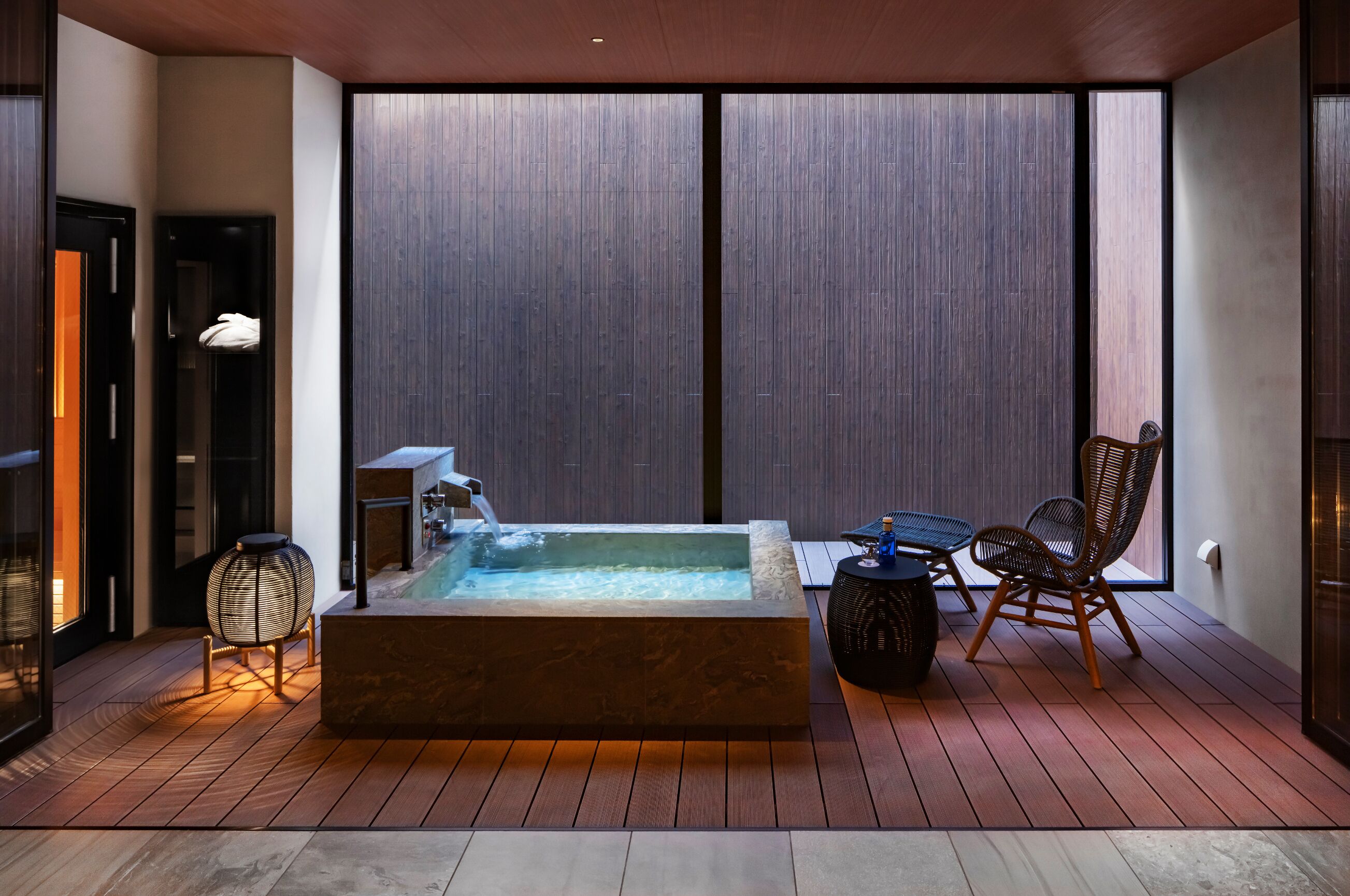 Premium Townhome | Bathroom | Separate tub and shower, hair dryer, bathrobes, slippers