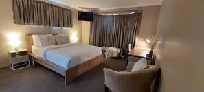 3 多间卧室、上网接入