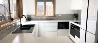 5 minutes from Launceston, Valentine House 124 South Esk dr Hadspen, Tasmania.