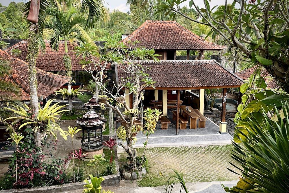 Desa Hostel