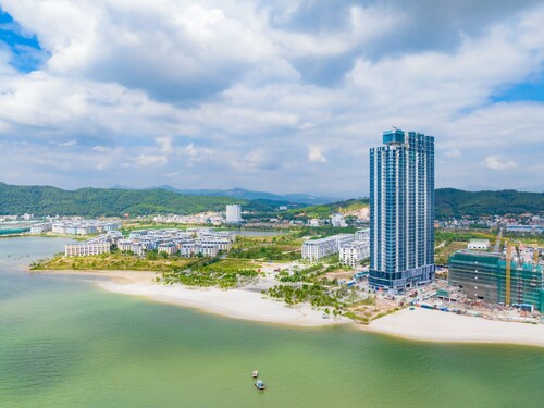  Ha Long Bay A La Carte Apartment By The O Residence