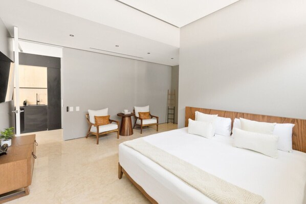 1 bedroom, desk, iron/ironing board, free WiFi