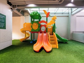 Children's play area - indoor - Homes at Bay Area Suites by SMS Hospitality (Manila)