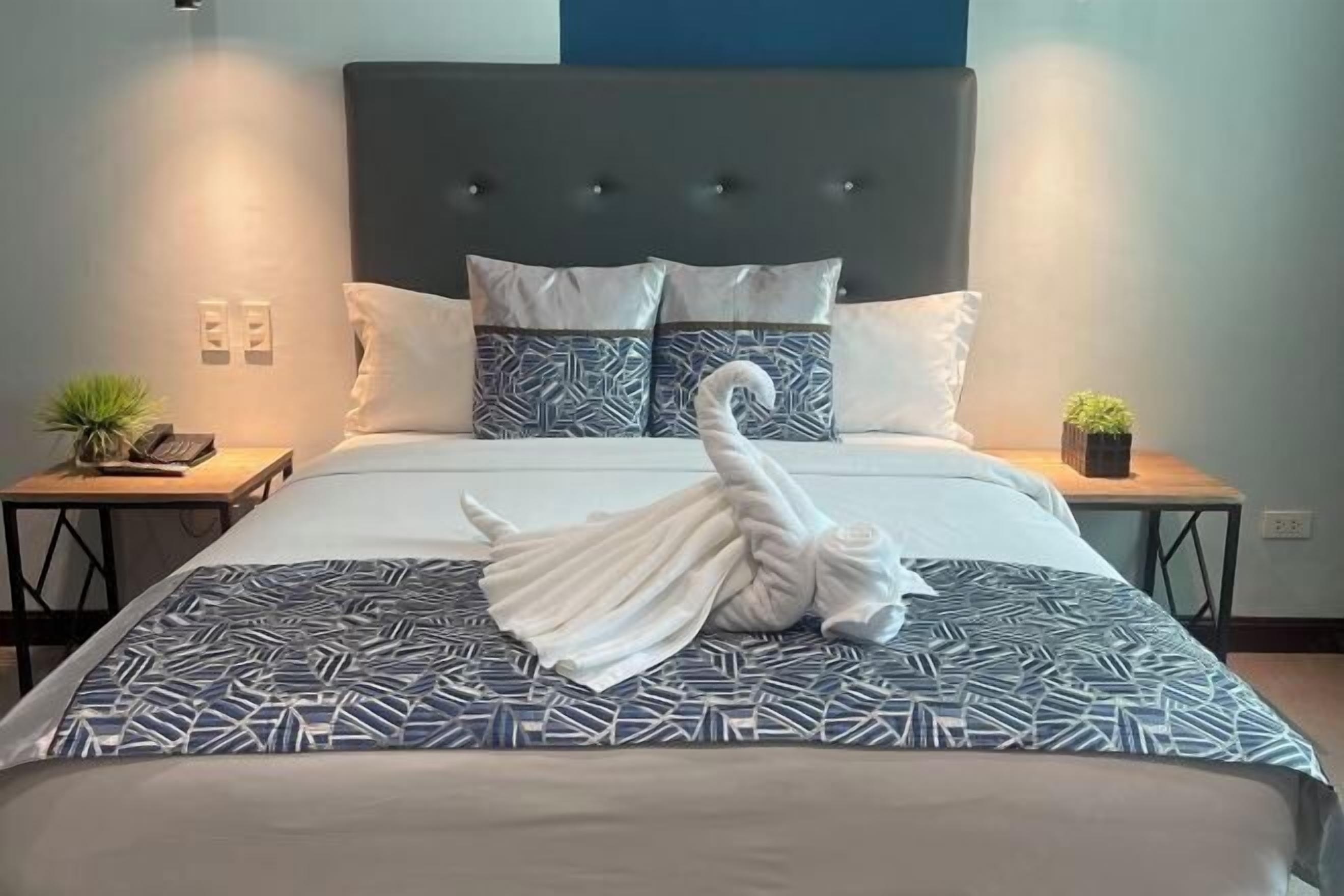 房內夾萬、書桌、隔音、免費 Wi-Fi